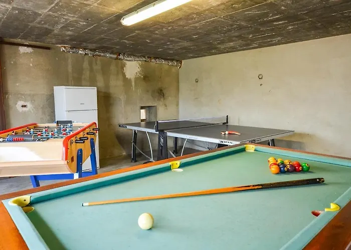 Ferienhaus Manoir La Colombiere, Exceptional Cottage, 25 Peoples *