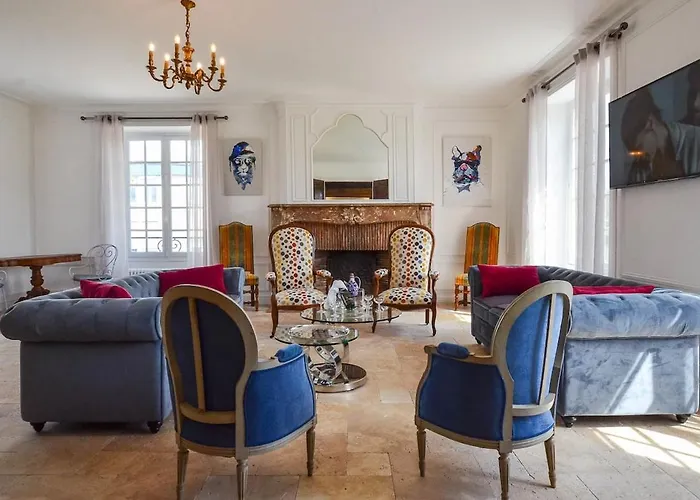 Manoir La Colombiere, Exceptional Cottage, 25 Peoples *