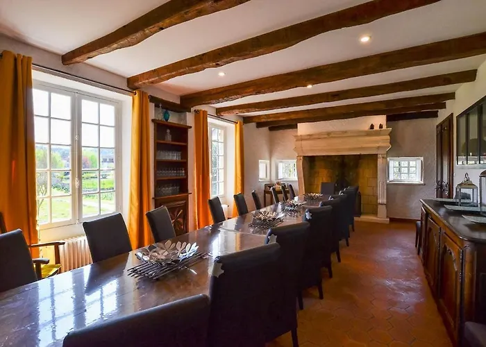 Ferienhaus Manoir La Colombiere, Exceptional Cottage, 25 Peoples Bretenoux